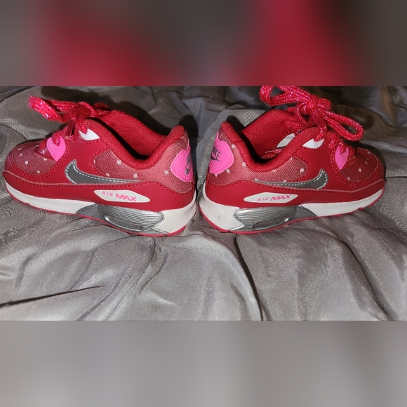 GENTLY USED!! Nike Girls' Air Max 90 Print Running Sneaker - Picture 5 of 8